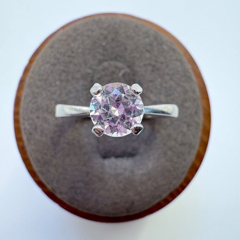 VTG Solid Sterling Silver 925 Cubic Zirconia Prong Set Ring Size 7.75